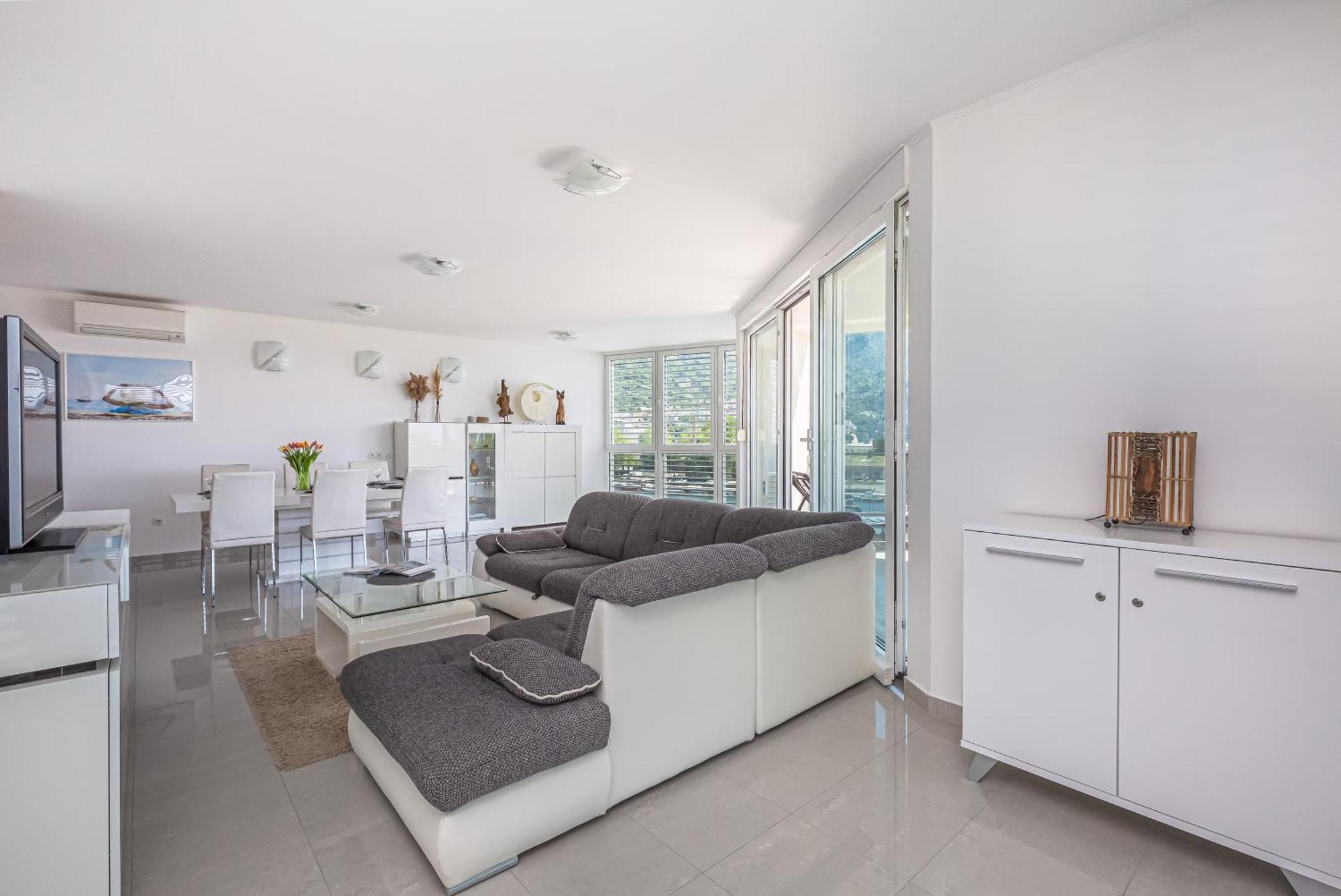 Ap 4+2 In One Of The Most Luxury Building In Omis Room photo